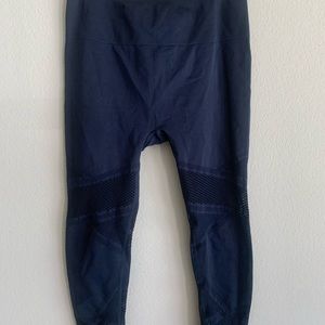 Stretchy Cut-Out Fabletics Leggings